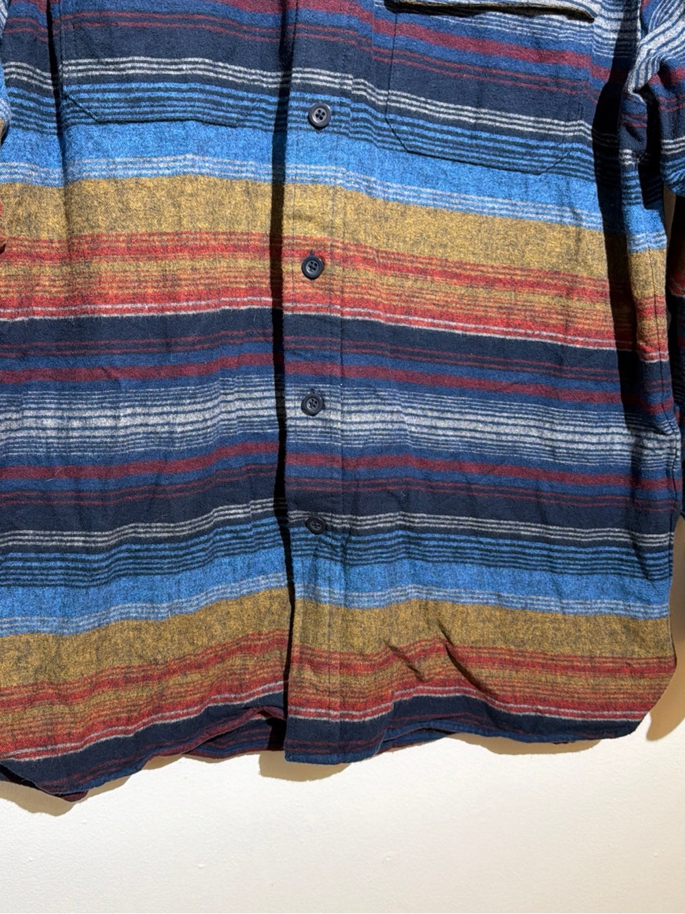 Men's L.L. Bean Chamois Flannel Shirt Southwest/Aztec Stripe Pattern Size L - Picture 4 of 13